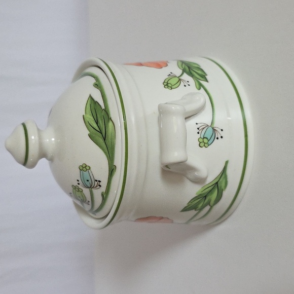 Villeroy & Boch Amapola Sugar Bowl & Lid with Handles - Picture 4 of 9
